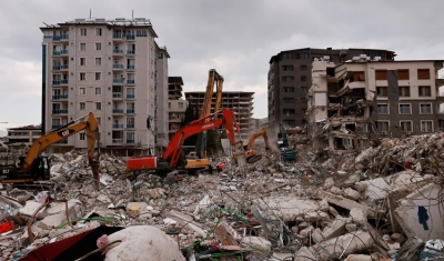 Turquia emite regras para reconstrução após terremoto deixar milhões de desabrigados