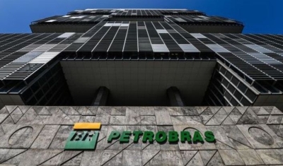 Transição sugere a Lula que abandone privatização de Petrobras, Correios e EBC