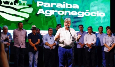 João Azevêdo participa de abertura da Expofeira Paraíba Agronegócio e destaca importância econômica do evento para o setor produtivo