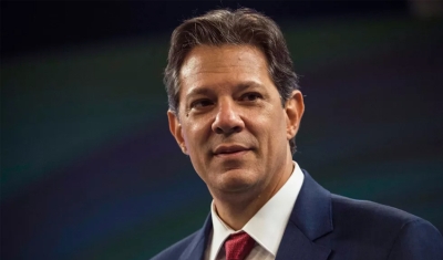 Haddad diz que programa para baratear carros será &#039;mais voltado&#039; a transporte coletivo e de cargas