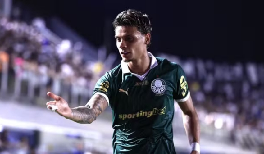 Palmeiras faz gol nos acréscimos e vence Santos de virada na Vila