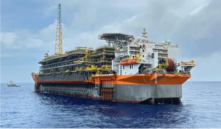 Petrobras descobre óleo de qualidade na Bacia de Santos