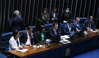 Congresso promulga emenda constitucional que viabiliza pagamento do piso da enfermagem