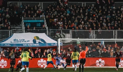 Seleção feminina perde para o Canadá no segundo amistoso entre as equipes