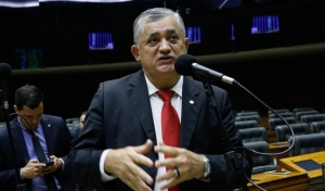 Vice-líder da Minoria anuncia reunião entre Lula e Arthur Lira na próxima terça-feira