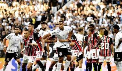 Corinthians e São Paulo empatam em clássico com polêmica, tabu e reclamação