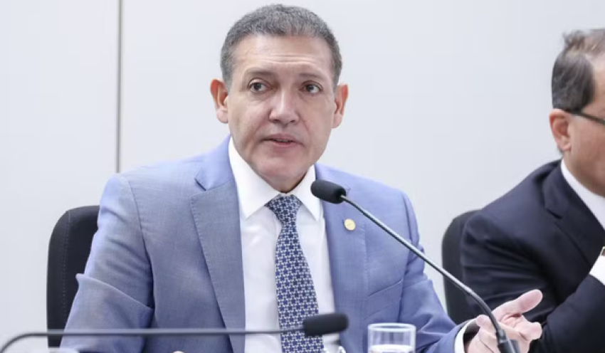 TSE cria órgão para monitorar fake news e uso indevido de IA nas eleições