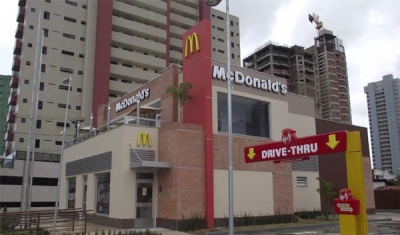 Rede de fast food abre mais de 30 vagas de emprego em João Pessoa e Campina Grande