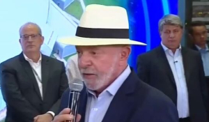 &lsquo;A gente pode provar que n&atilde;o &eacute; menor do que ningu&eacute;m&rsquo;, diz Lula ao defender pesquisa brasileira
