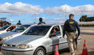 PRF dá dicas de segurança para quem vai pegar a estrada no carnaval