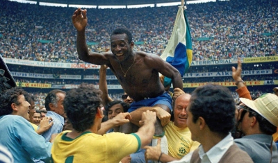 Bolsonaro decreta luto oficial de três dias em razão da morte de Pelé