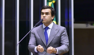 Câmara aprova projeto que restabelece o voto de desempate do governo nas decisões do Carf