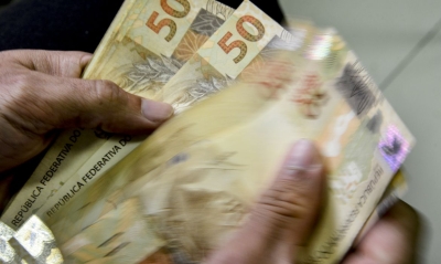 Beneficiários com NIS final 5 recebem hoje o Auxílio Brasil