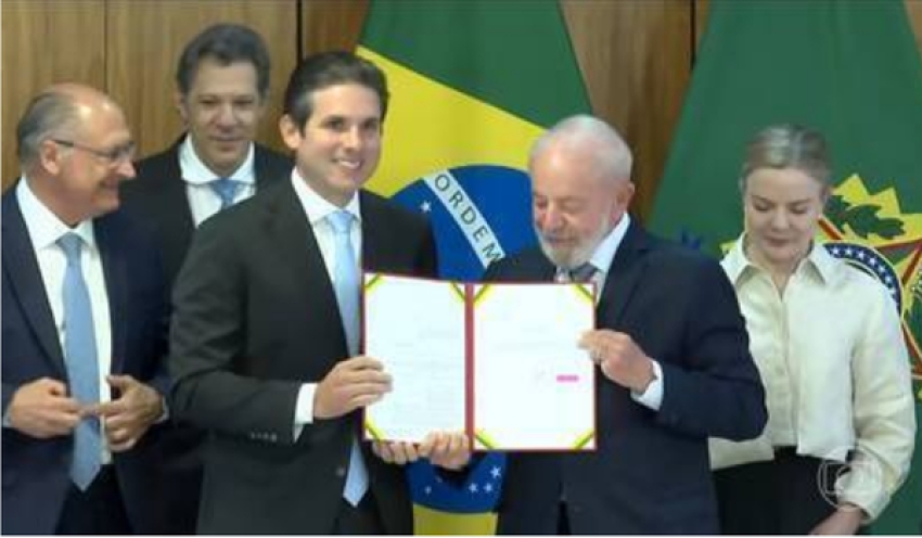 Lira assume relatoria na Câmara do projeto que amplia isenção do Imposto de Renda para até R$ 5 mil