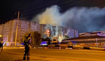 Caça supersônico cai em prédio residencial em balneário no sul da Rússia