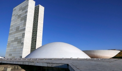 Senado retoma votações com projeto que amplia garantia ao crédito