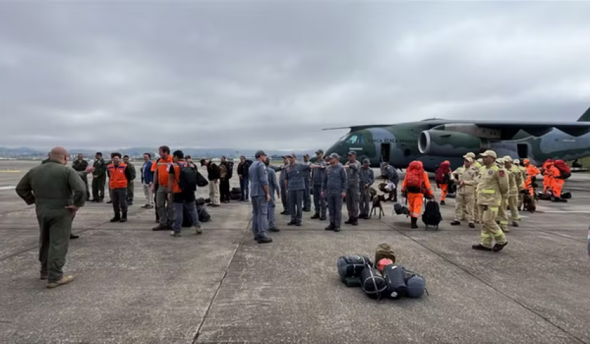 Força Aérea Brasileira chega à Venezuela; outros dois aviões devem decolar rumo ao país neste sábado