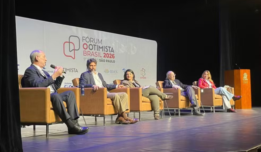 Ciro Gomes recusa convite do PSDB e decide não concorrer à Presidência da República