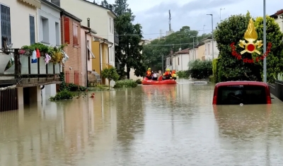 Chuvas intensas deixam 8 mortos na Itália; milhares deixam suas casas