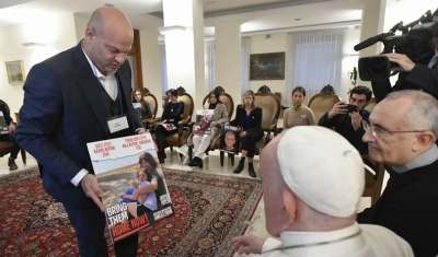 &#039;Isto não é mais guerra, é terrorismo&#039;, diz Papa após encontro com parentes de vítimas da guerra no Oriente Médio