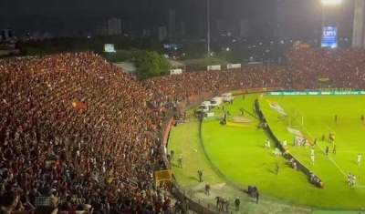 Vasco e Sport empatam com jogo finalizado após invasão de campo na Ilha do Retiro