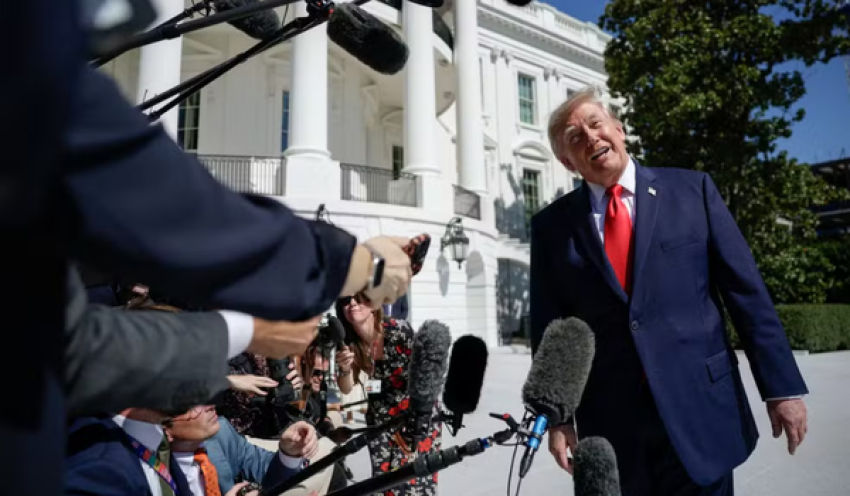 Trump diz que está acompanhando 'muito de perto' as eleições do Brasil