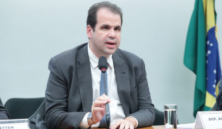 Relator vai apresentar na semana que vem parecer sobre mudanças no Código de Trânsito