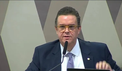 Lula se reúne com ministros no Alvorada para debater estratégia frente à crise do INSS