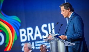 Haddad antecipa para esta quinta-feira retorno dos Estados Unidos