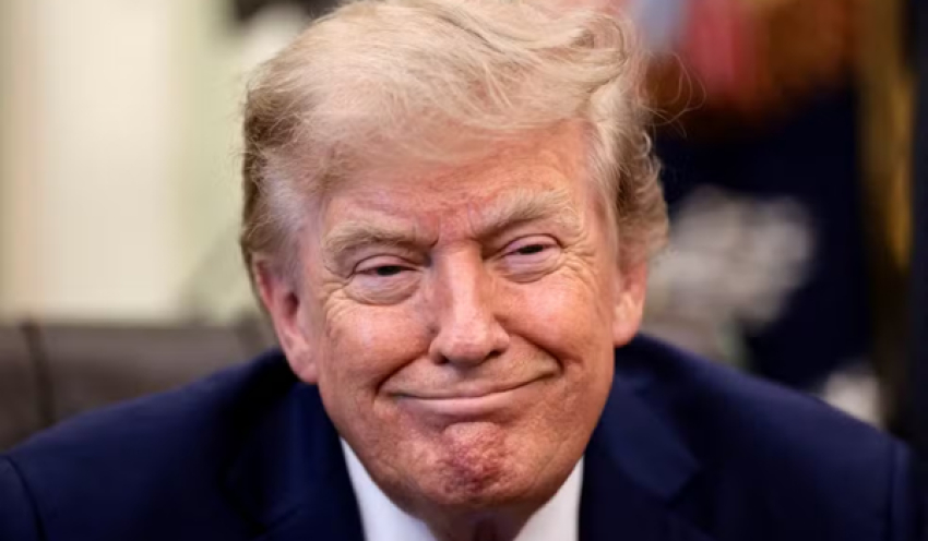Trump diz que EUA têm controle do Estreito de Ormuz e chama bloqueio naval de 'muro de aço'