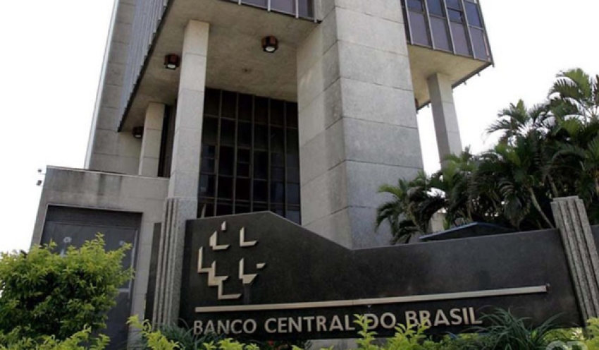 PEC que amplia autonomia do Banco Central está na pauta da CCJ na quarta