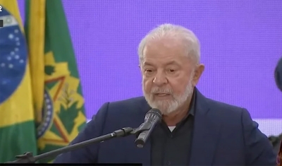 Lula sanciona lei para assegurar igualdade salarial entre homens e mulheres na mesma função