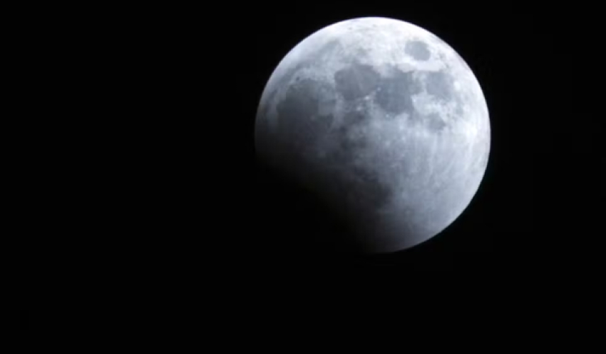 Eclipse 'quase' total da Lua acontece nesta quinta-feira (27) e pode ser observado da Paraíba