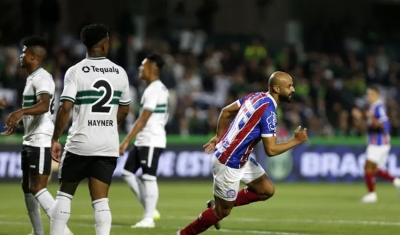 De virada, Bahia passa por cima do Coritiba na estreia de Rogério Ceni