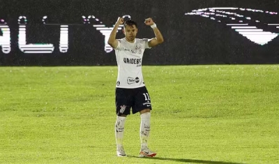 Romero faz dois, Corinthians goleia Botafogo-SP e ganha a segunda seguida