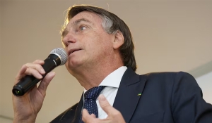 Defesa de Bolsonaro pede fim de ação sobre joias após TCU liberar Lula de devolver relógio