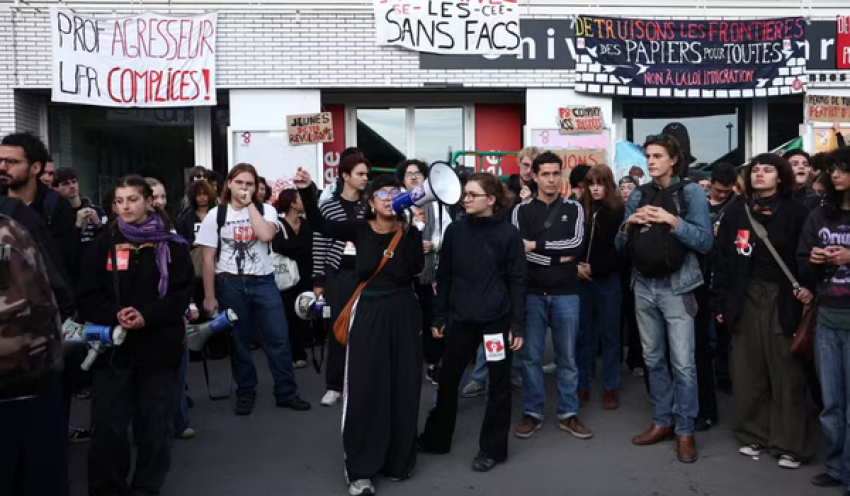 Após manifestações de estudantes de ensino médio, universidades aderem a bloqueios na França