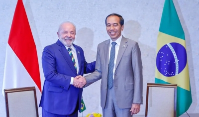 Em encontro com o presidente da Indonésia, Lula discute clima e diálogo sobre a paz