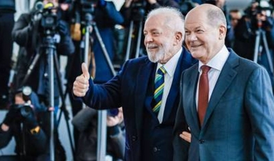 Lula conclui visita à Alemanha com assinatura de 19 acordos que envolvem nove órgãos do governo