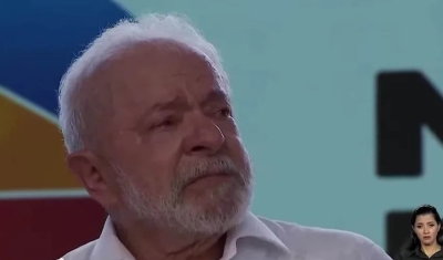 Em Mato Grosso, Lula chora com homenagem a neto Arthur, morto em 2019