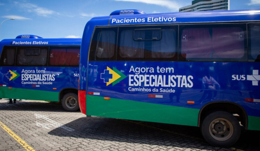 Cidades do Cariri são contempladas com veículos micro-ônibus para transporte de pacientes