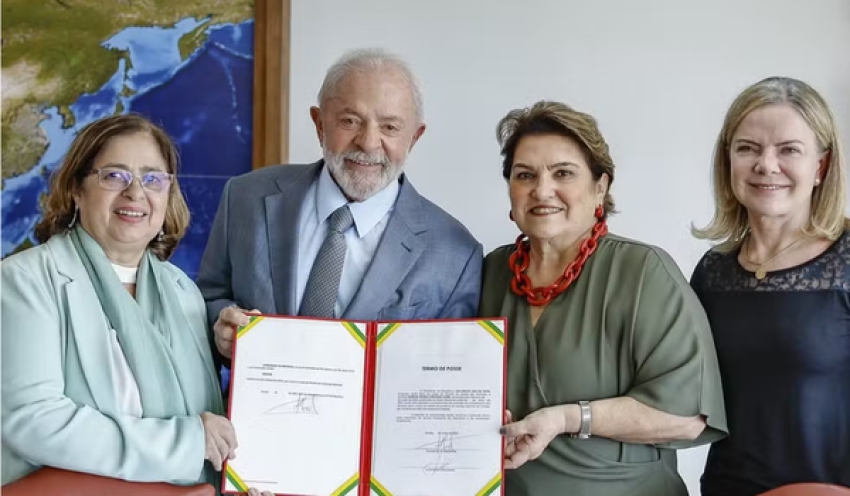 Com queda de Cida, governo Lula já trocou 12 ministros desde a posse