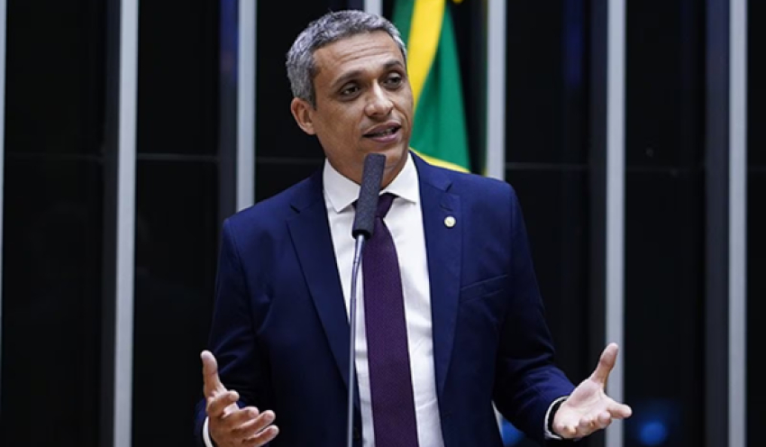 STF torna Gustavo Gayer réu por injúria contra o presidente Lula