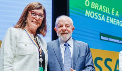 Na posse de Magda Chambriard, Lula defende papel social da Petrobras para o país