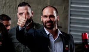 PGR pede abertura de inquérito para investigar Eduardo Bolsonaro por atuação nos EUA contra autoridades brasileiras