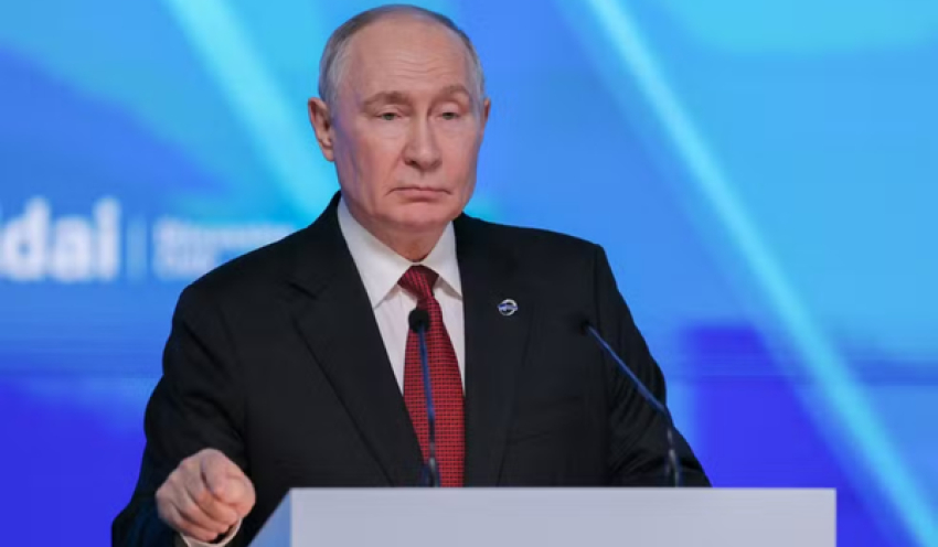 Putin diz que considera usar 'todos os tipos de armas' em caso de ameaça a Kaliningrado