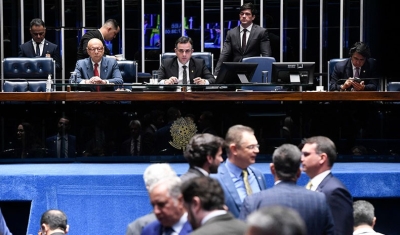 Senado aprova PEC que limita decisões individuais em tribunais