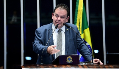 André Amaral se despede do Senado