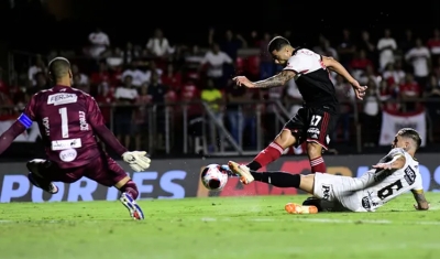 São Paulo goleia Inter de Limeira em noite de golaços no Morumbi