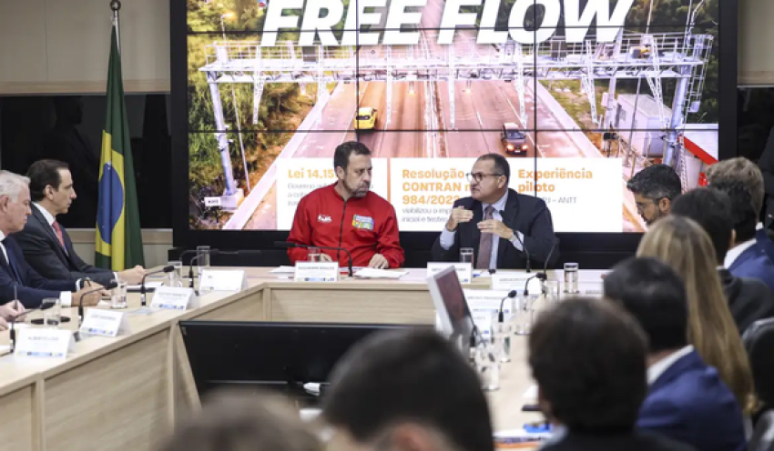 Governo suspende 3,5 milhões de multas por não pagar pedágio